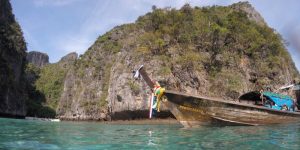 A vela nel mare delle Andamane Thailandia